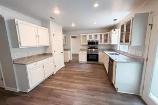 142 Silvermill Rd, Columbia, SC 29210 - Photo 2