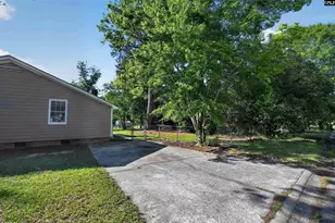 101 Roost Rd, Hopkins, SC 29061 - Photo 8