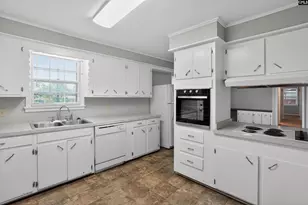1640 Woodford Rd, Columbia, SC 29209 - Photo 14