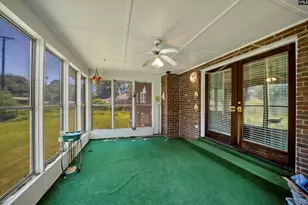 126 Burnsdowne Rd, Columbia, SC 29210 - Photo 30