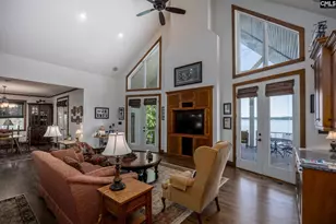 639 Kingfisher Dr, Ridgeway, SC 29130 - Photo 10