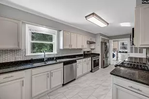 3608 Greenway Dr, Columbia, SC 29206 - Photo 14