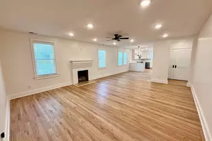 818 Poinsettia St, Columbia, SC 29205 - Photo 2