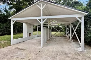 818 Poinsettia St, Columbia, SC 29205 - Photo 24