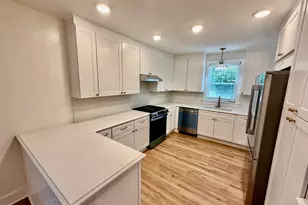 818 Poinsettia St, Columbia, SC 29205 - Photo 6