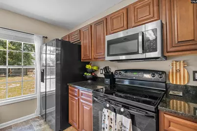 942 Farnsworth Drive, Hopkins, SC 29061 - Photo 4