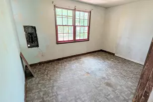 328 Chavis St, West Columbia, SC 29169 - Photo 10