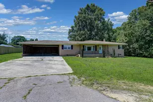 303 Nell St, Batesburg, SC 29006 - Photo 2