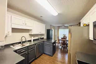 348 Keystone Dr, Hopkins, SC 29061 - Photo 16