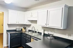 348 Keystone Dr, Hopkins, SC 29061 - Photo 22
