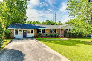 611 N Eden Dr, Cayce, SC 29033 - Photo 2