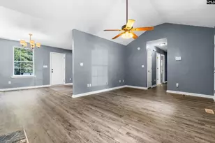 4223 Woodridge Dr, Columbia, SC 29203 - Photo 2