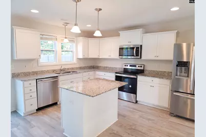 2050  Barnhart Drive, Sumter, SC 29153 - Photo 2