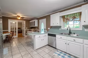 1240 Ponderosa Dr, Cassatt, SC 29032 - Photo 12