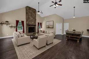 143 Harrison Cir, West Columbia, SC 29172 - Photo 2