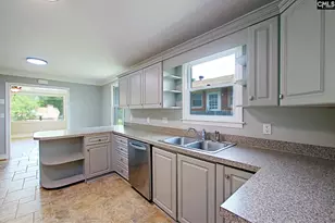 1430 Dahlia Rd, Columbia, SC 29205 - Photo 8