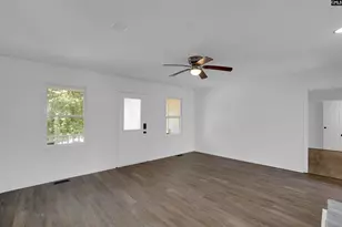 1911 Toole St, Cayce, SC 29033 - Photo 6