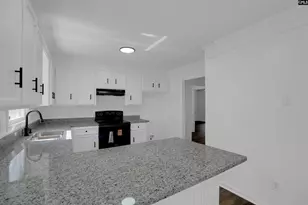 1911 Toole St, Cayce, SC 29033 - Photo 8