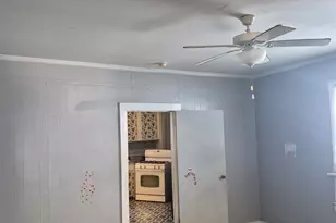 2337 Pendleton St, Columbia, SC 29205 - Photo 4