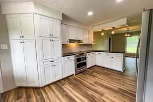2545 Silverstreet Rd, Silverstreet, SC 29145 - Photo 10