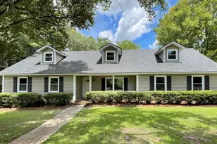 512 N Royal Tower Dr, Irmo, SC 29063 - Photo 1