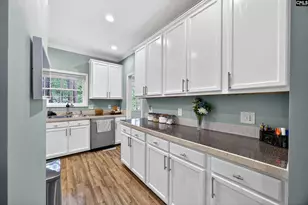 213 Lakeview Rd, Eastover, SC 29044 - Photo 18
