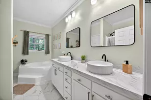 213 Lakeview Rd, Eastover, SC 29044 - Photo 14