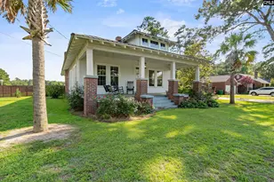 626 E Hampton St, Olanta, SC 29114 - Photo 2