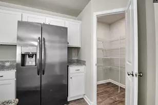 1718 Dominion Dr, Columbia, SC 29209 - Photo 16