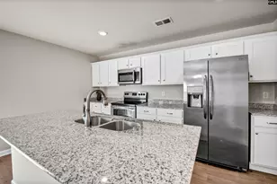 1718 Dominion Dr, Columbia, SC 29209 - Photo 14