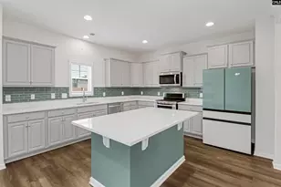728 Bustling Br Ln, Elgin, SC 29045 - Photo 6