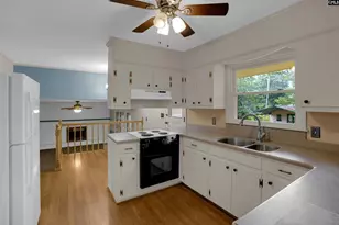 29 Beacon Hill Rd, Columbia, SC 29210 - Photo 10