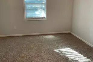 409 Greenlake Dr, Hopkins, SC 29061 - Photo 8