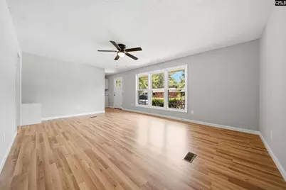 1040 E Sherwood Drive, Sumter, SC 29153 - Photo 6