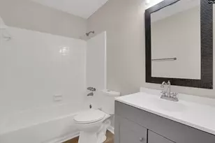 3908 Persimmon St, Columbia, SC 29205 - Photo 32