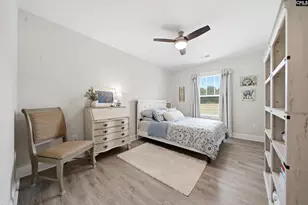 1110 Makayla Ln, Wedgefield, SC 29168 - Photo 8