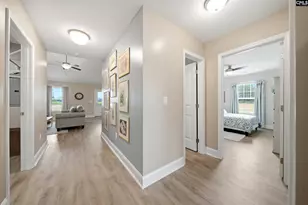 1110 Makayla Ln, Wedgefield, SC 29168 - Photo 4