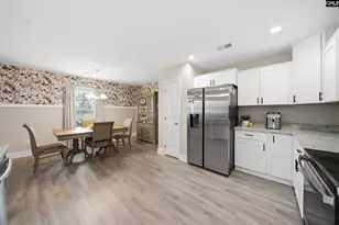 1110 Makayla Ln, Wedgefield, SC 29168 - Photo 16