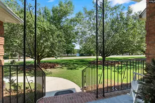 143 Killian Point Cir, Chapin, SC 29036 - Photo 4