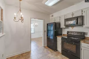 361 Rutledge Pl, Columbia, SC 29212 - Photo 6
