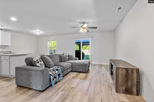 1069 Crescent Moon Loop, Hopkins, SC 29061 - Photo 4