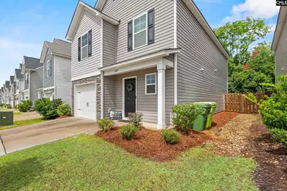 1069 Crescent Moon Loop, Hopkins, SC 29061 - Photo 2