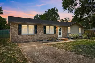 2019 San Sus Dr, West Columbia, SC 29170 - Photo 4