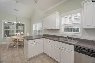 277 Castlebury Dr, Columbia, SC 29229 - Photo 8