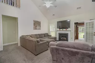 277 Castlebury Dr, Columbia, SC 29229 - Photo 2