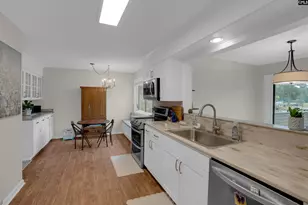 77 Ridge Lake Dr, Columbia, SC 29209 - Photo 18