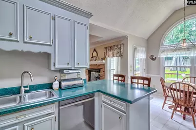 309 Hallsborough Drive, West Columbia, SC 29170 - Photo 18