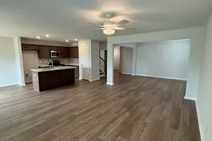 208 Laurinton Farms Dr, Hopkins, SC 29061 - Photo 4