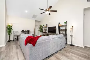 310 Conifer St, Sumter, SC 29154 - Photo 10
