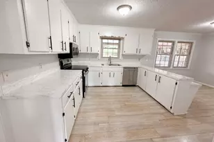 416 Maingate Dr, Columbia, SC 29223 - Photo 2